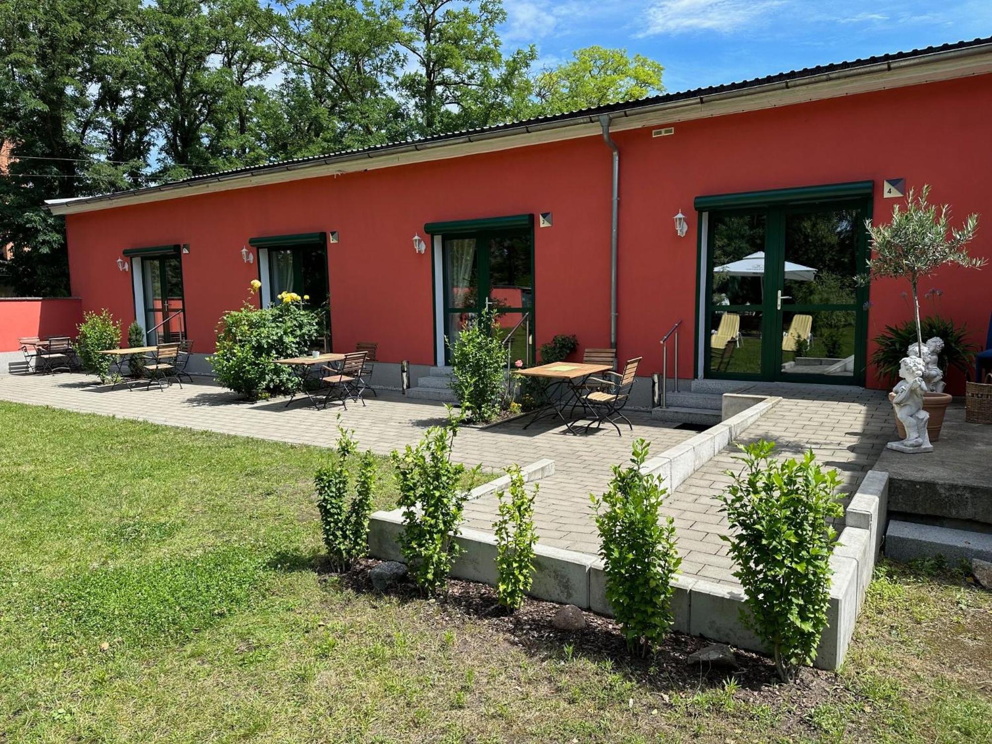 Bed & Breakfast Am Waldguertel Forst  Dış mekan fotoğraf