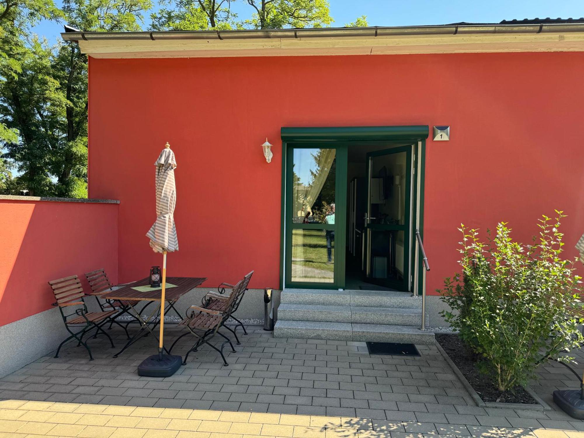 Bed & Breakfast Am Waldguertel Forst  Dış mekan fotoğraf
