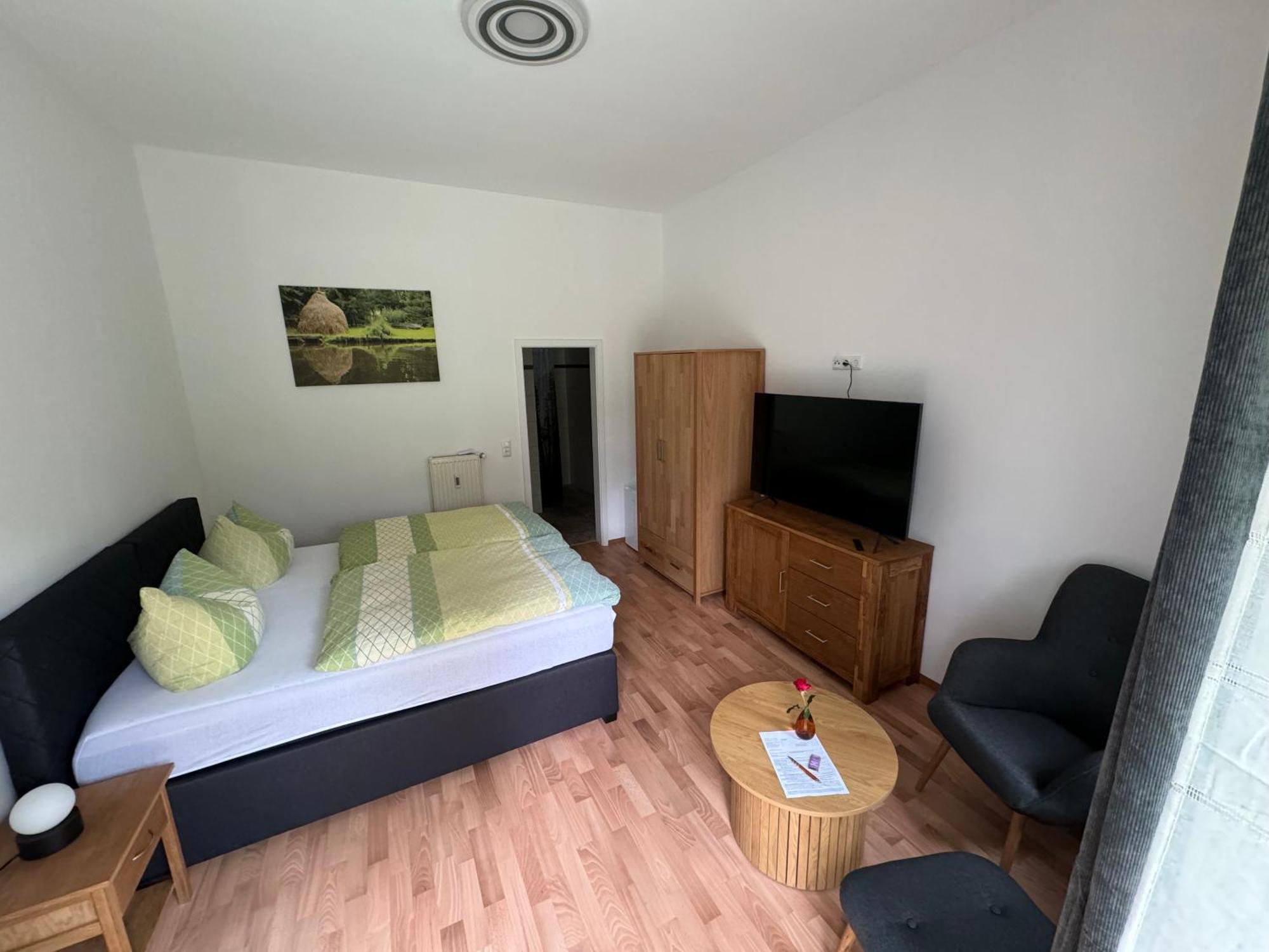 Bed & Breakfast Am Waldguertel Forst  Dış mekan fotoğraf