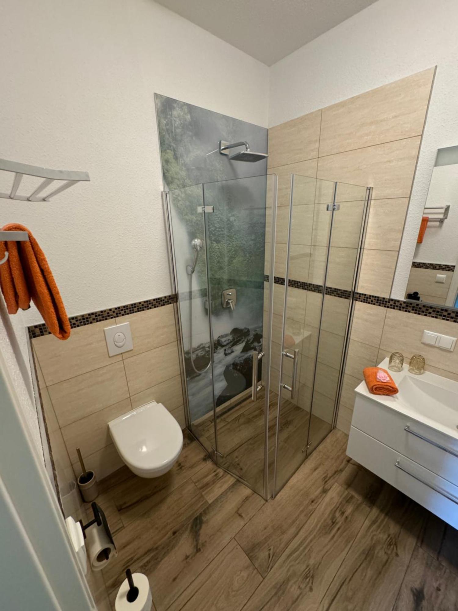 Bed & Breakfast Am Waldguertel Forst  Dış mekan fotoğraf